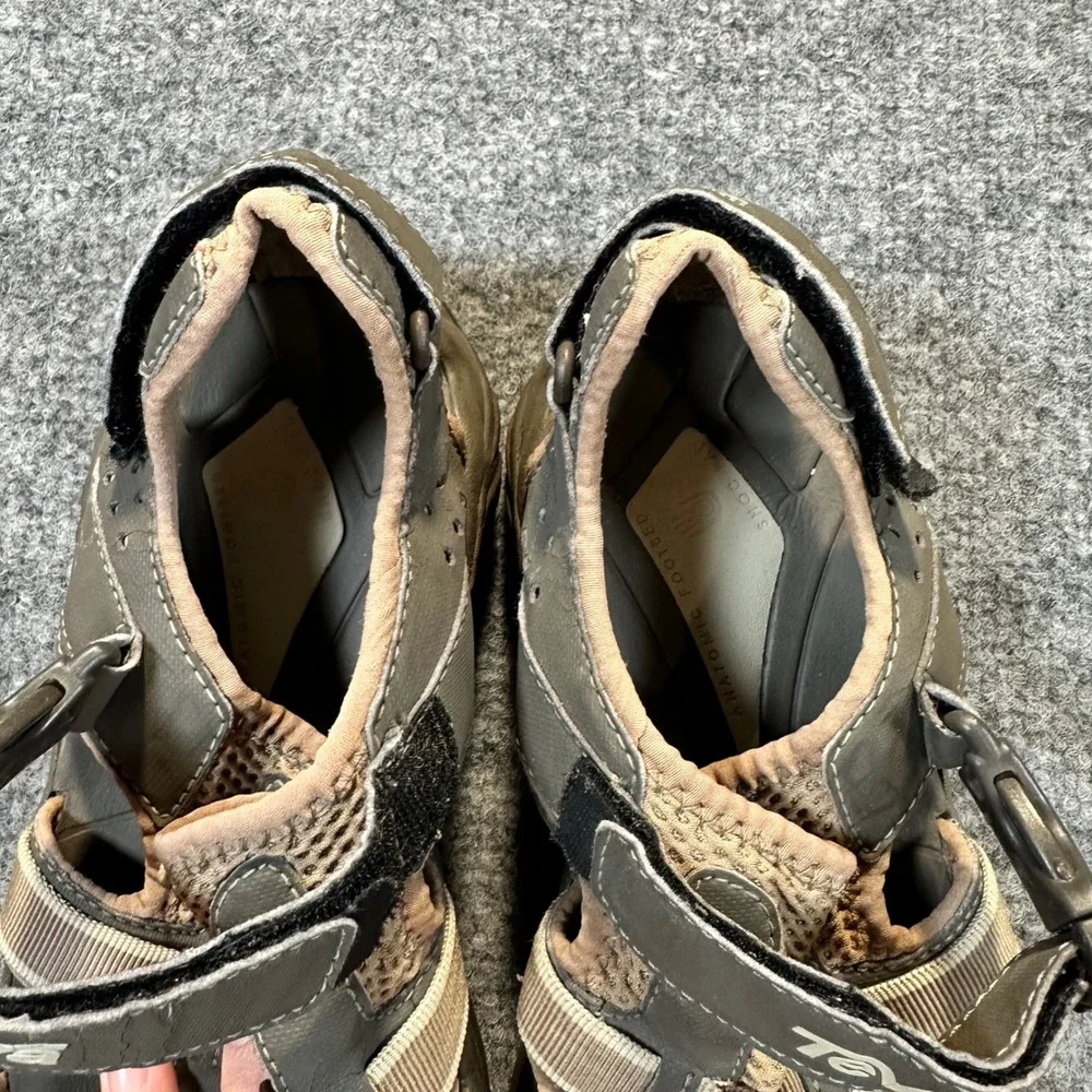 Teva Dozer Hiking Sandals Mens 10 Brown Grey Outdoor Gorpcore Water Shoes